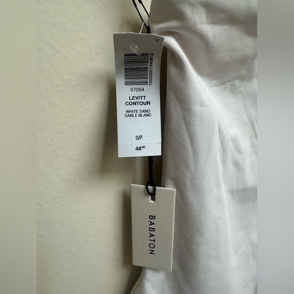 NWT Aritzia Babaton Levitt Contour Bodysuit Top - Picture 5 of 12